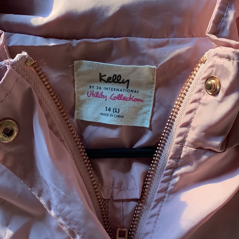 Girls pink 26 international coat - Picture 3 of 3